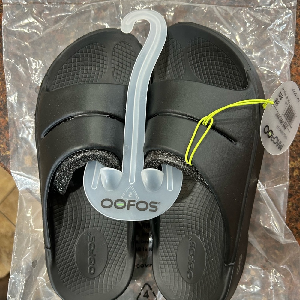 OOFOS Black Sandals